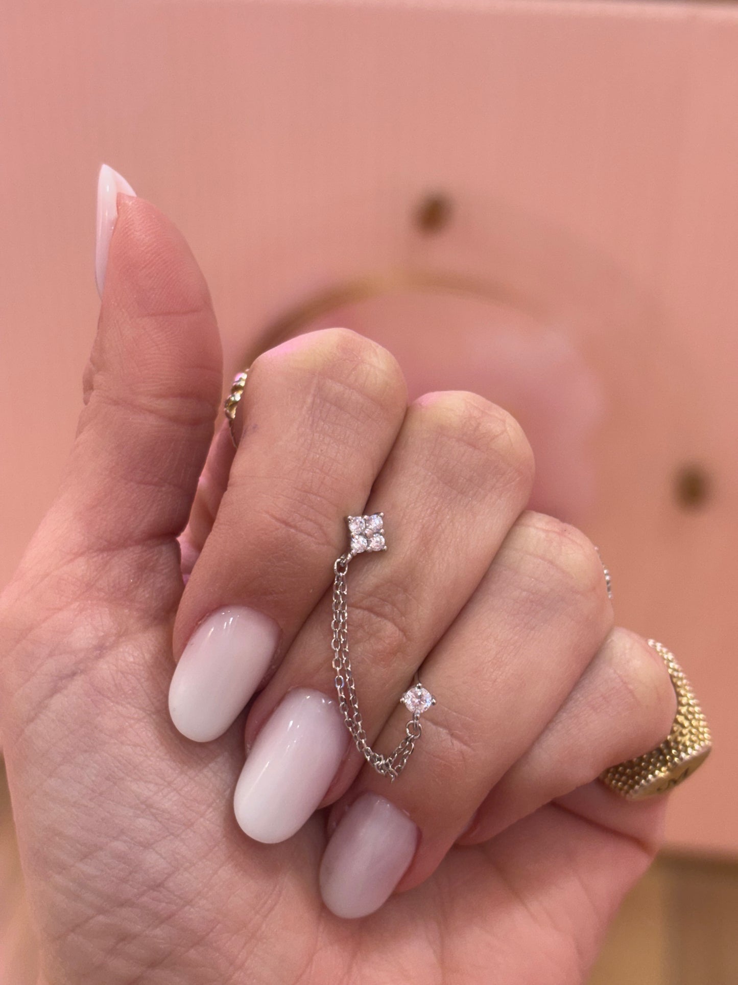Chain Luce