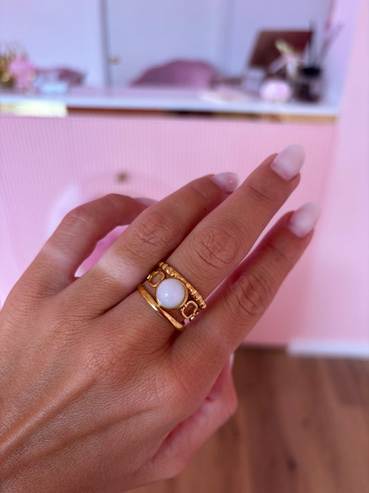 Anello Bianco Latte